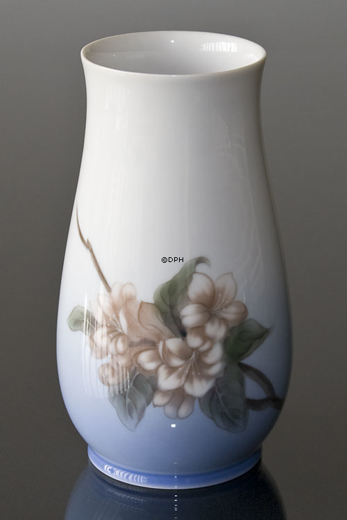 Vase med blomstergren, Bing & Grondahl nr. 250-5210