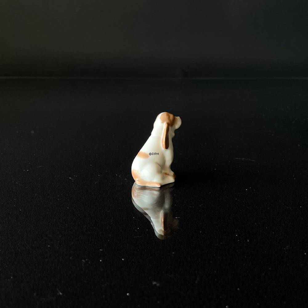 Figur af hund, Spaniel, Bing & Grøndahl nr. 2547