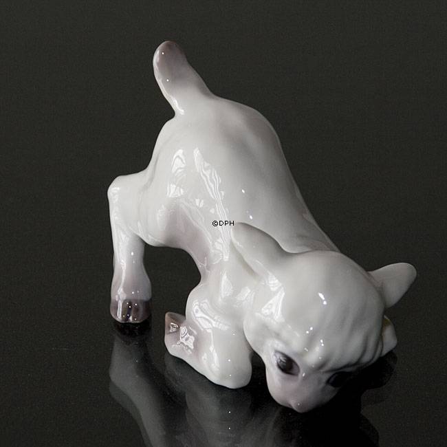 Lam, Bing & Grøndahl figur nr. 560 eller 2560