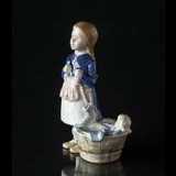 Girl with Washtub and Doll, Bing & Grondahl figurine no. 2563