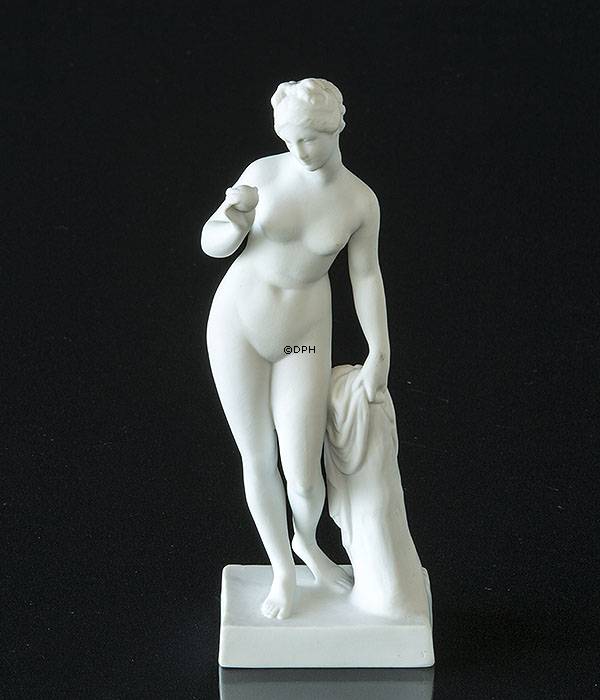 Afrodite, Bing & Grøndahl Figur nr. 2996, Venus med æblet