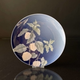 Plate with Japanese lantern (Physalis alkekengi) Flower, Bing & Grondahl (Unica)