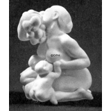 Kvinde og børn med vindruer, Bing & Grøndahl figur nr. 4022