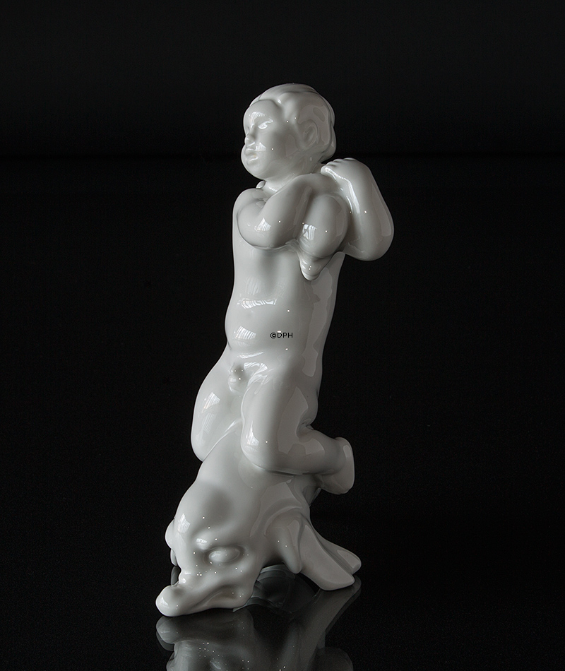 Dreng på delfin, Bing & Grøndahl figur nr. 4058 eller 58