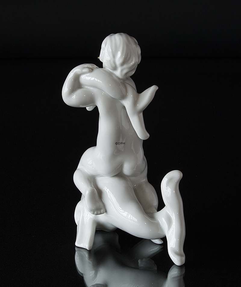 Dreng på delfin, Bing & Grøndahl figur nr. 4058 eller 58