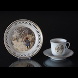 Carl Larsson service. Cake plate, Motif no 8 No. 4508-616, Bing & Grondahl