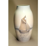 Vase with brown Sailingship, Bing & Grondahl No. 526-243