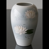 Vase mit Seerosen, Bing & Gröndahl Nr. 6436