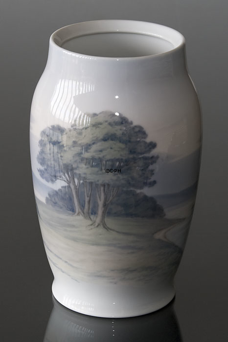 Vase med landskab, Bing & grøndahl nr. 6682-2