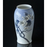 Vase med æblegren, Bing & Grøndahl nr. 6823-206