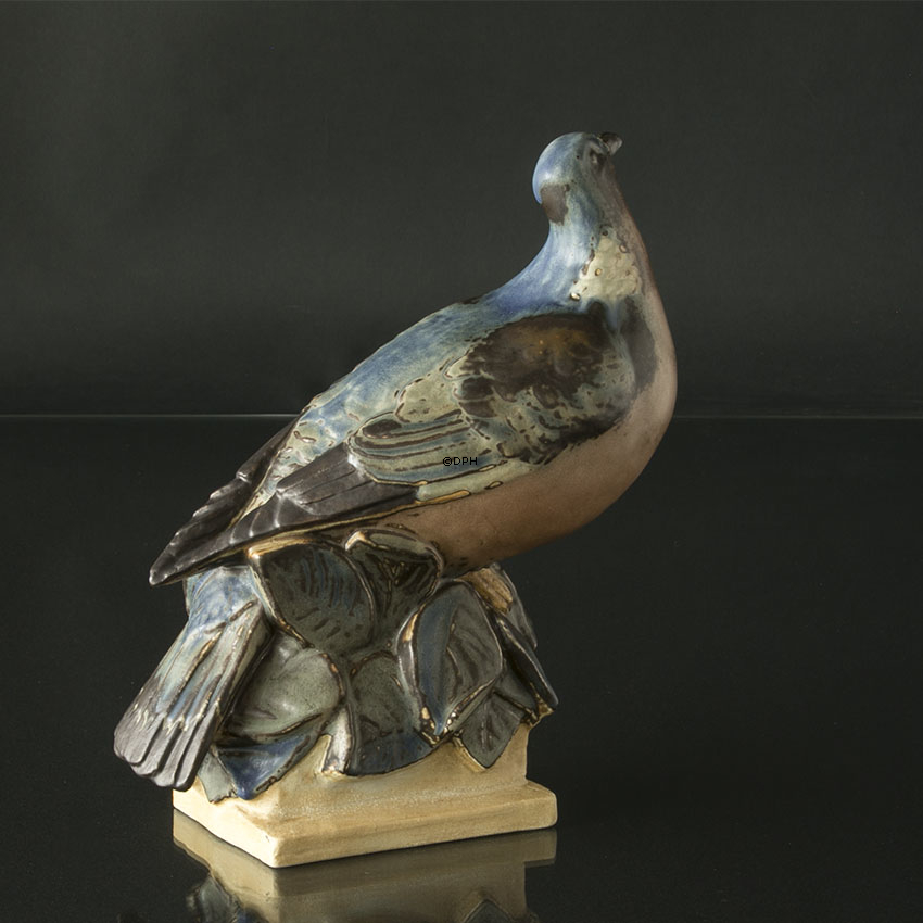 Skovdue, Bing & Grøndahl figur af stentøj nr. 7038