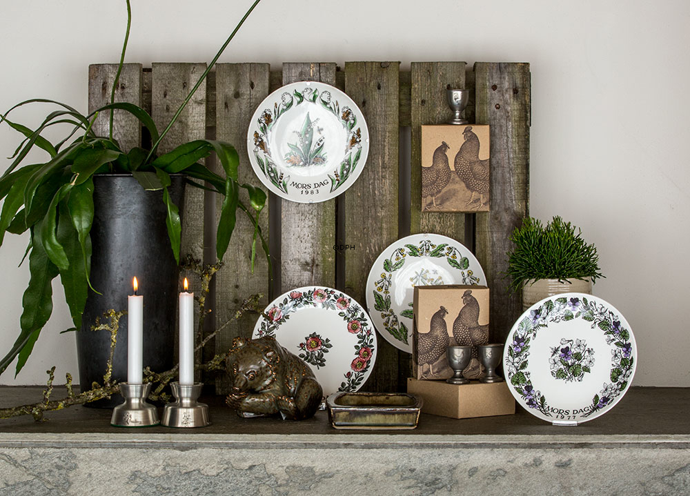 Siddende bjørn, Bing & Grøndahl stentøjsfigur nr. 7188