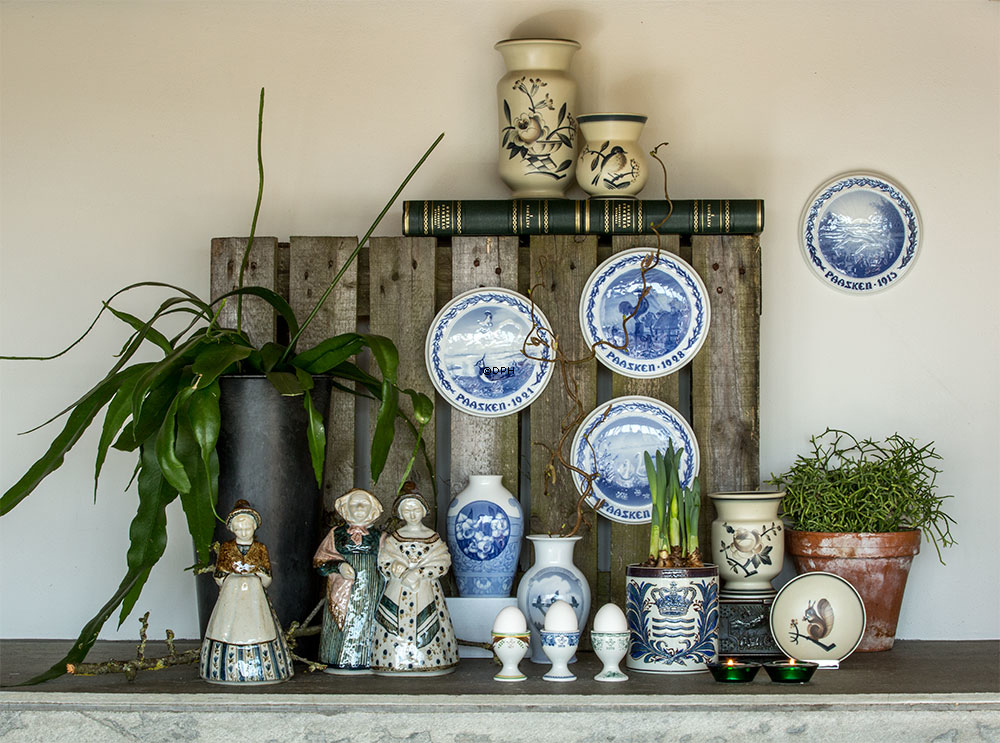 Kvinde i Nationaldragt, Bing & Grøndahl keramik figur nr. 7205