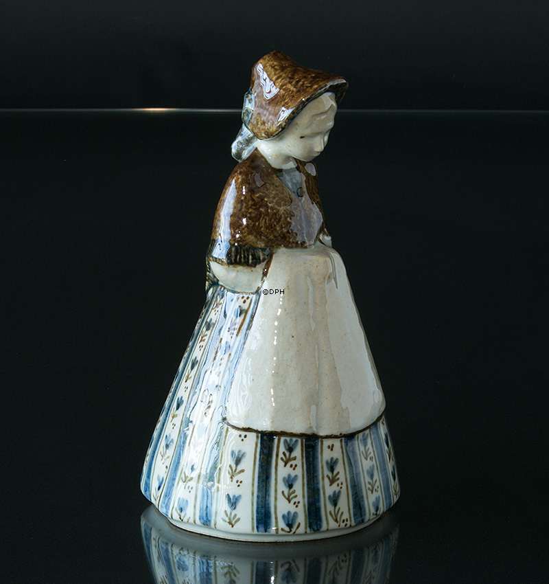 Kvinde i Nationaldragt, Bing & Grøndahl keramik figur nr. 7205