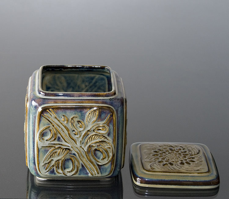 Firkantet stentøjskrukke Bing & Grøndahl nr. 7313