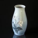 Vase med blomster, Bing & Grøndahl nr. 7967-249