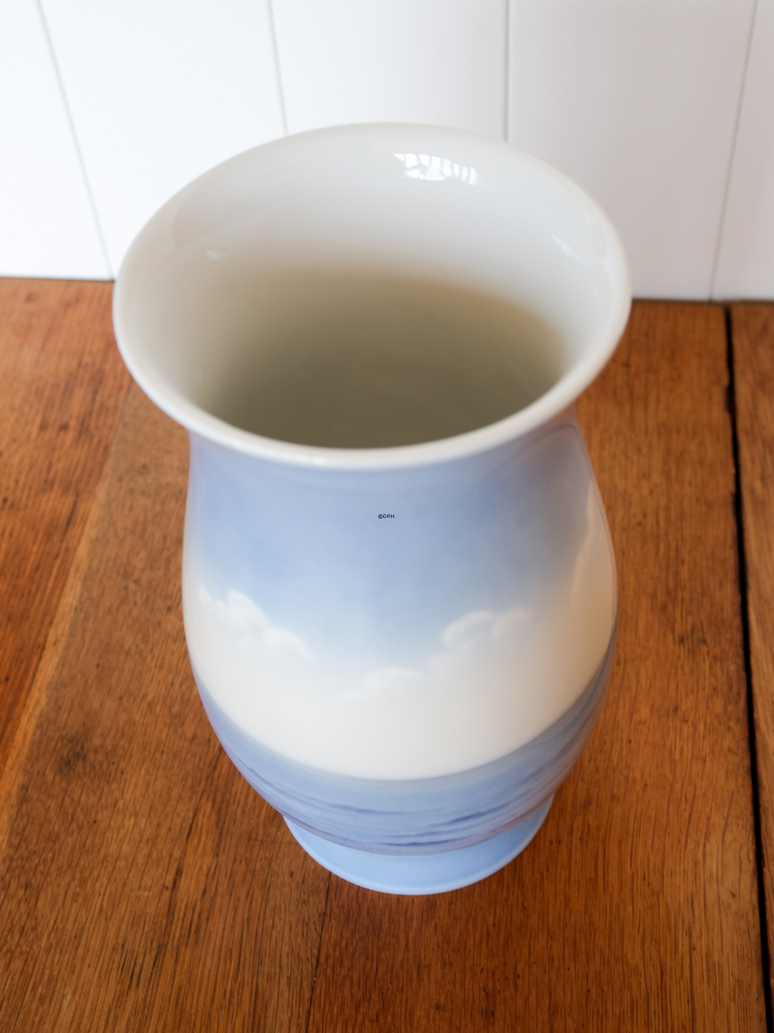 Vase med sejlskib, Bing & Grøndahl nr. 810-5440