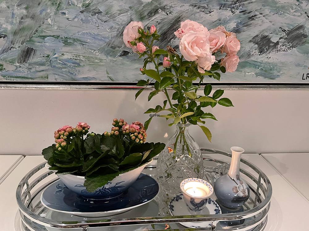 Vase med Æblegren, Bing & Grøndahl nr. 8358-143-B eller 8817-143