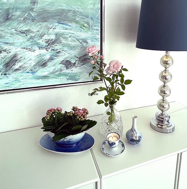 Vase med Æblegren, Bing & Grøndahl nr. 8358-143-B eller 8817-143