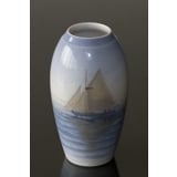 Vase with sailing ship, Bing & Grondahl no. 840-5251