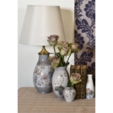 Vase med rose, Bing & Grøndahl nr. 8403-126