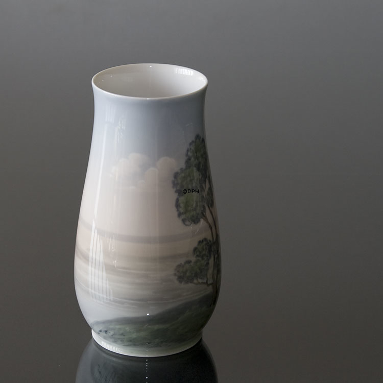 Vase med landskab, Bing & Grøndahl nr. 8409-209
