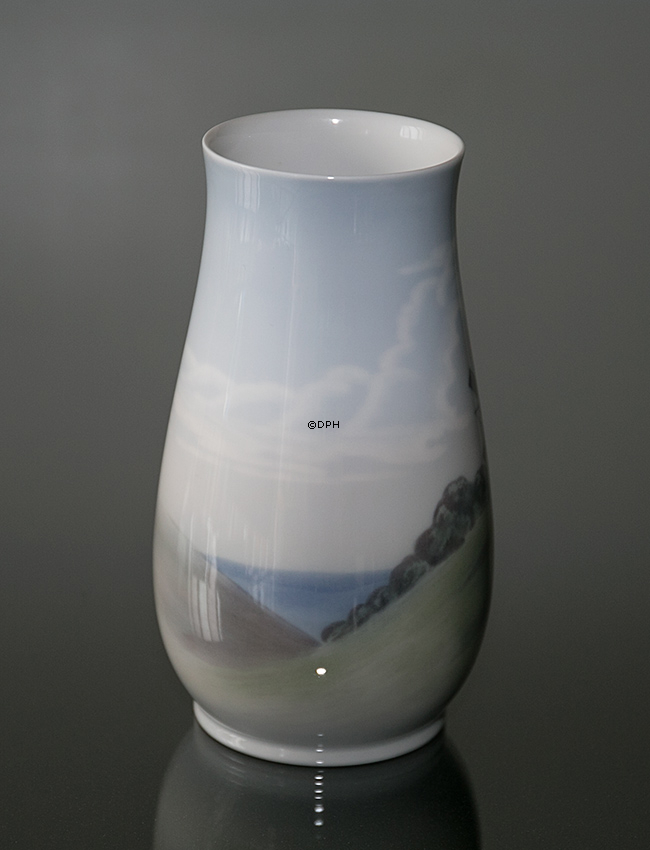 Vase med landskabmed mølle, Bing & Grøndahl nr. 8522-210