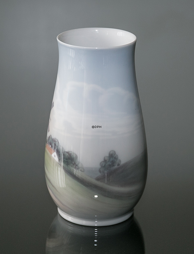 Vase med landskabmed mølle, Bing & Grøndahl nr. 8522-210