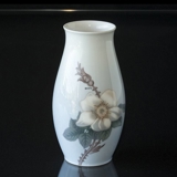 Vase mit weißer Blume mit Dornen, Bing & Gröndahl Nr. 8652-249