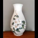 Vase with flowers, Bing & Grondahl no. 8659-368