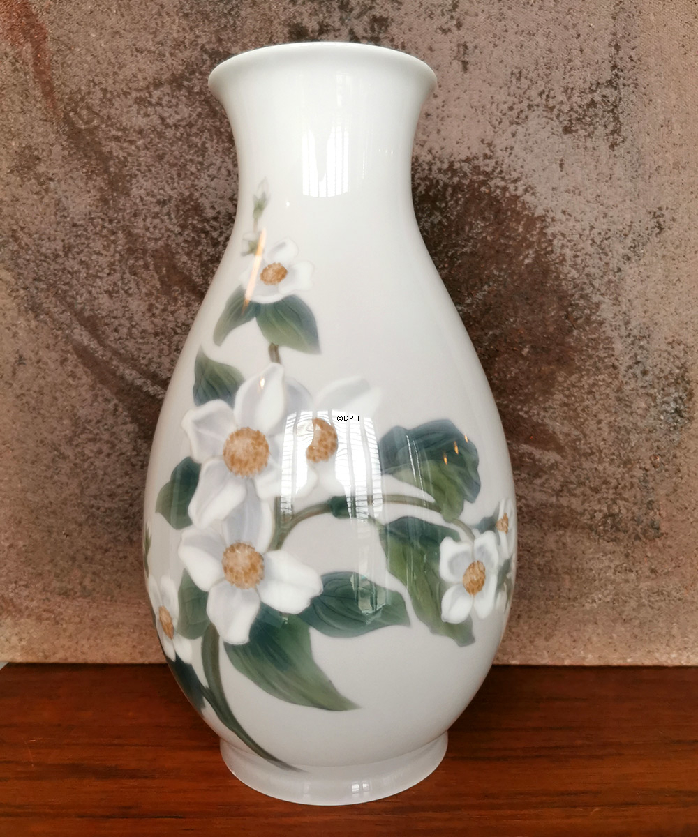 Vase med blomster, BIng & Grøndahl nr. 8659-368