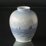 Vase with ship, Bing & Grondahl No. 8702-354