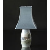 Lampe med landskab med Bondegård, Bing & Grøndahl nr. 8790-247
