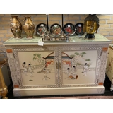 Chinese cabinet, french white laquer, with glass plate