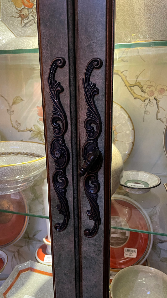 Gammelt Kinesisk vitrineskab, grøn, håndmalet