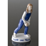 1982 Annual Figurine, Girl with Ball, Bing & Grøndahl