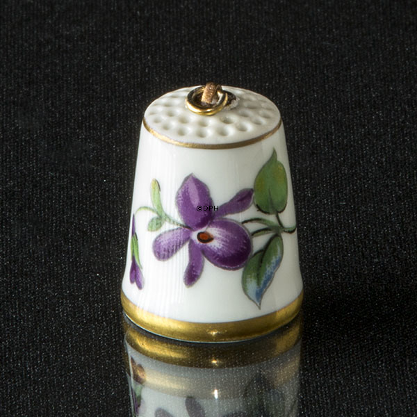 Fingerbøl med lilla blomst, Bing & Grøndahl