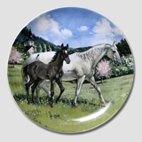 Plate in the series "Thoroughbred Horses", Spode