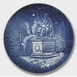 The King's Garden in Copenhagen 1988, Bing & Grondahl Christmas plate