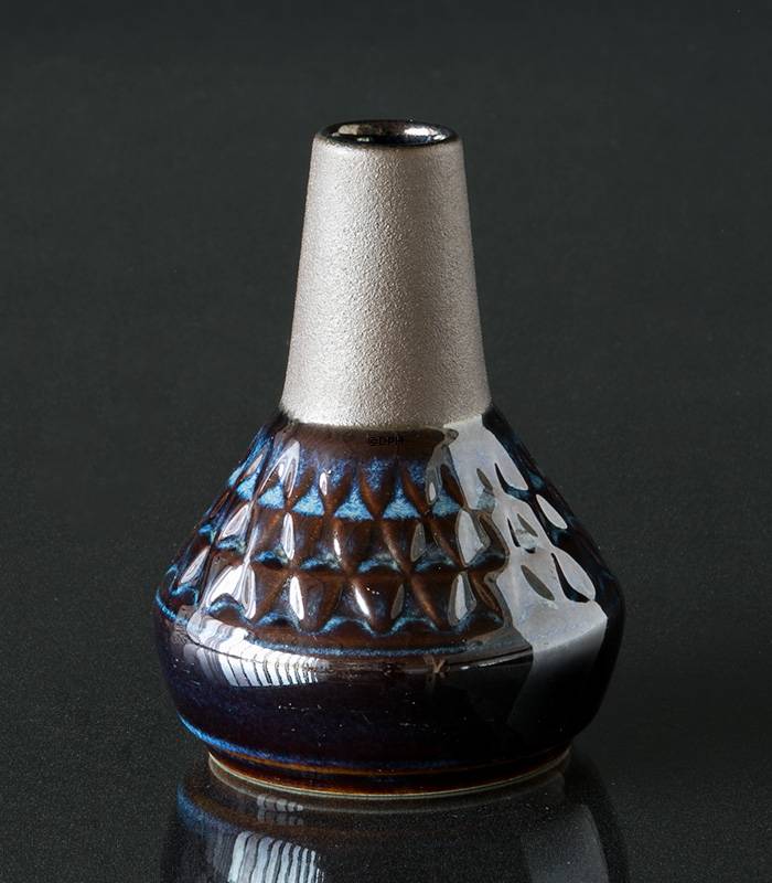 Blå Søholm vase nr, 3323, 13,5cm