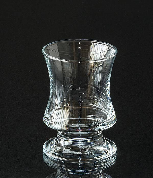 Holmegaard Skibsglas vandglas bred stilk, indhold 25 cl.