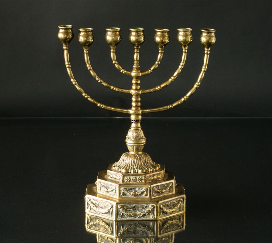 Dansk Titusstage Syvarmet lysestage (Menorah) i messing