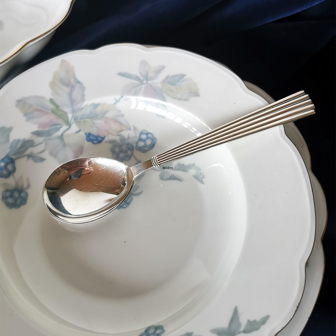 Altrohlau porcelænsstel med brombærdekoration