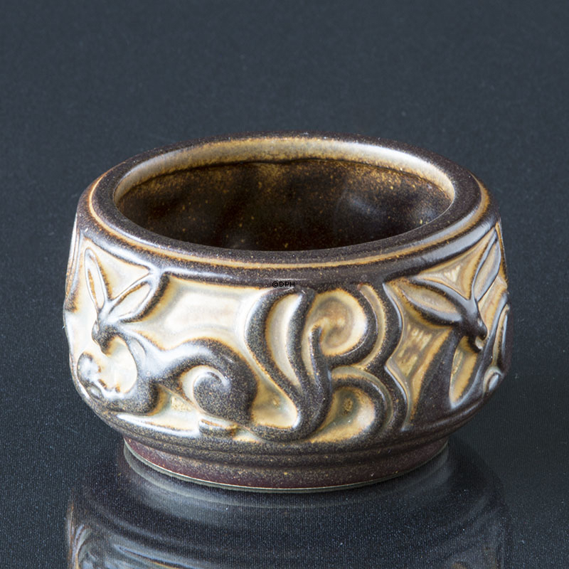 Skål med egern nr. 6474