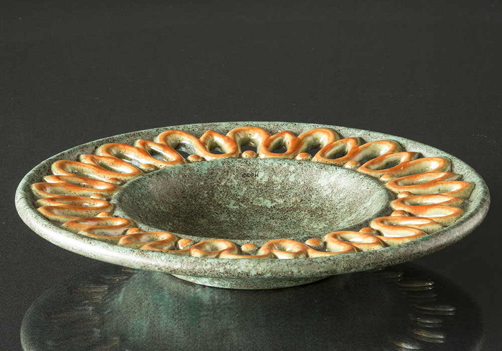 Stort Fad i grøn og orange med blondekant Nr. 5040