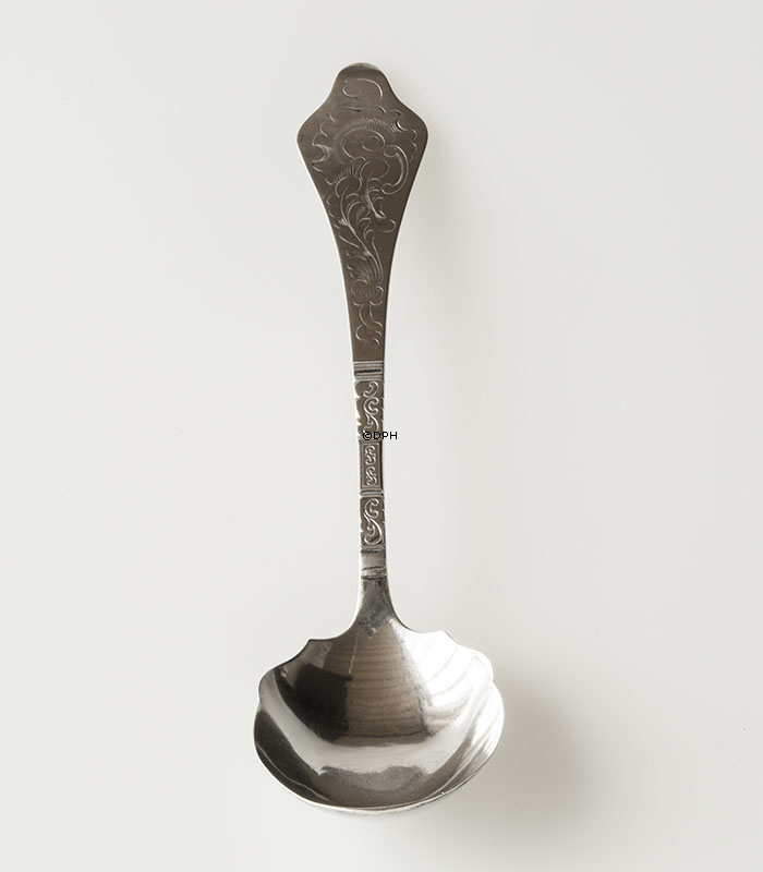 Tretårnet sølv serveringsske signeret CHR.V.H