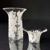 Lin Utzon Filigran vase, clear with white flowers