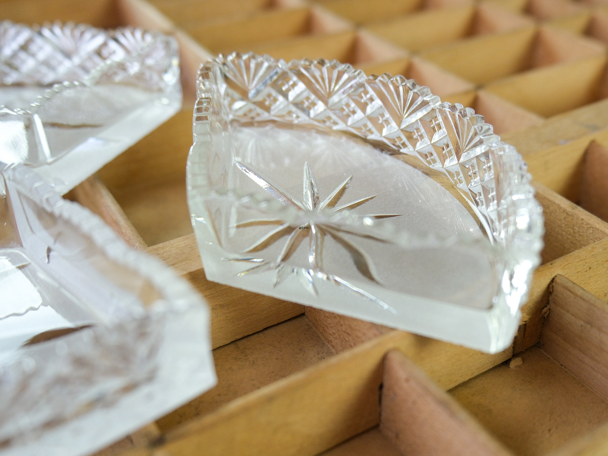 Sølvplet kabaretfad med 4 glasskåle