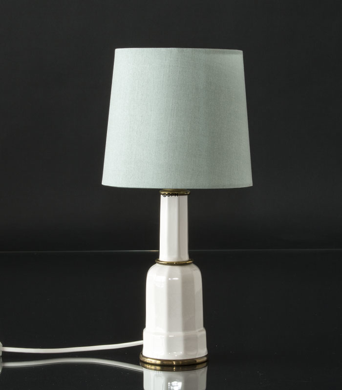 Rund cylinderformet lampeskærm 16 cm i højden, lys grøn silke stof