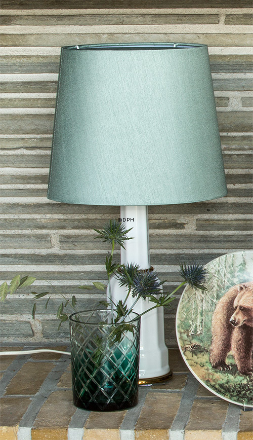 Rund cylinderformet lampeskærm 23 cm i højden, lys grøn silke